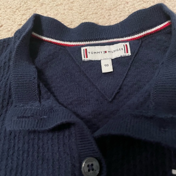Toddler Tommy Hilfiger button up sweater! - Picture 3 of 6